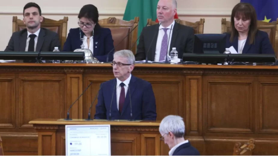 Bulgaristan Parlamentosu Nikolay Denkov’u Başbakan seçti