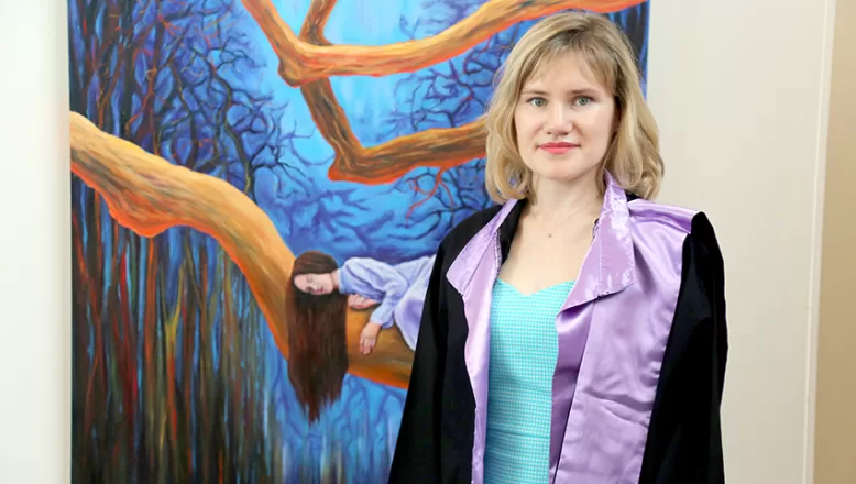 Türkiye’de üniversite okuyan Rus asıllı ressam, Kızıl Meydan’da sergi açmak istiyor