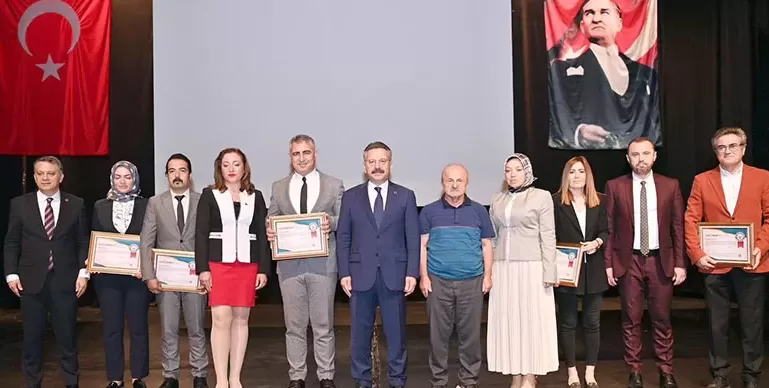 Aydın’da tarihi yemin töreni: Sosyal arabuluculara ilk sertifikaları verildi