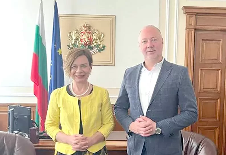 Büyükelçi Sekizkök, Bulgaristan Ulusal Meclis Başkanı Zhelyazkov’u ziyaret etti