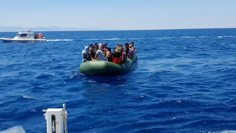 AB mülteci krizinde Akdeniz’e kıyısı olan üyelerini yalnız bırakıyor
