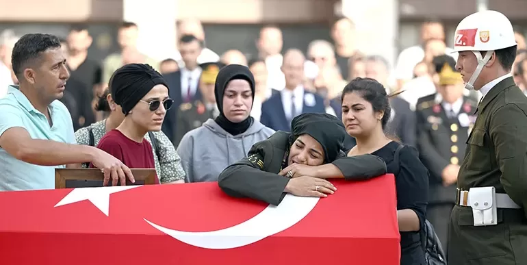 Şehit Astsubay Mehmet Özler’in cenazesi memleketine uğurlandı