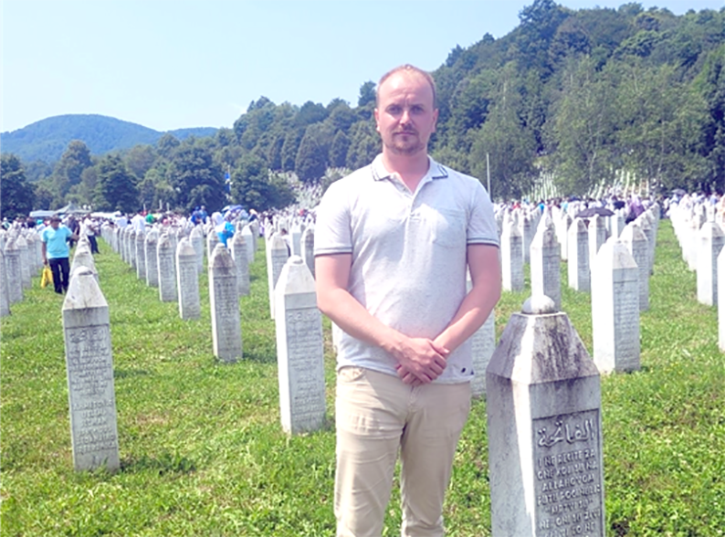 Turbic, Srebrenitsa Soykırımı kurbanlarını anma törenine katıldı
