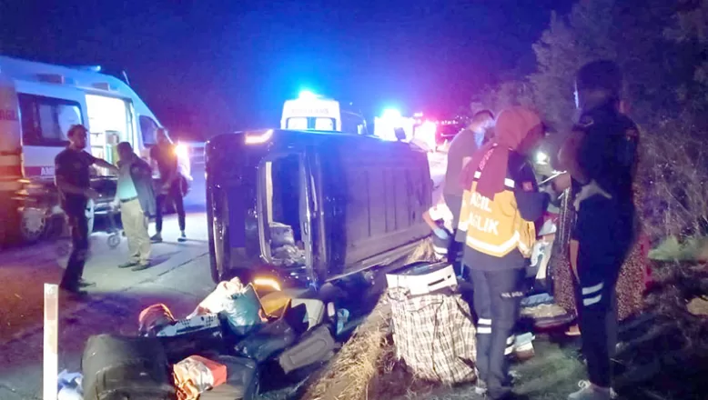 Kırklareli’nde panelvan ile otomobilin çarpıştığı kazada 10 kişi yaralandı