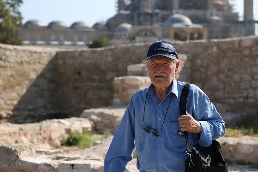 Filozof hurdacısı 80’li yaşlarda arkeolog olacak