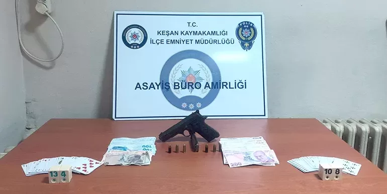 Edirne’de iş yerinde kumar oynayan 10 kişiye para cezası