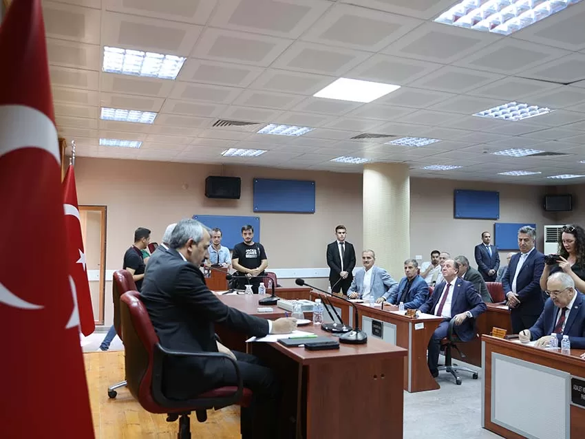 Edirne Valisi Sezer, İl Genel Meclisini ziyaret etti