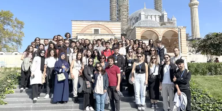Türkiye ve Batı Trakya’dan mimar adayları Edirne’nin tarihi ve kültürel yapılarını inceledi
