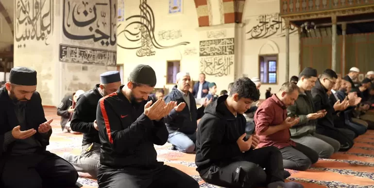 Trakya’daki camilerde Mehmetçik ve Filistin için dua edildi