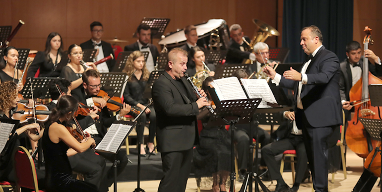 Balkan Senfoni Orkestrası sezonu açtı