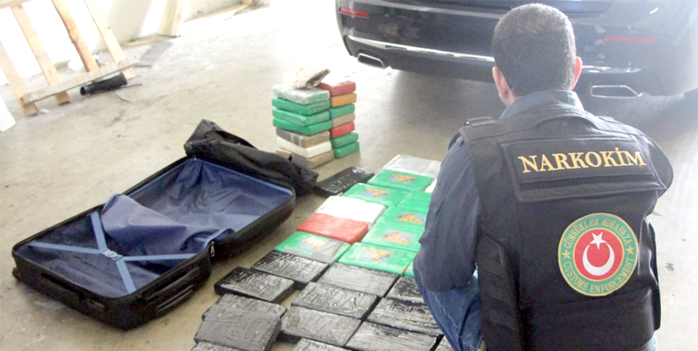 Kapıkule’de diplomatik araçta 54 kilo 912 gram kokain ele geçirildi