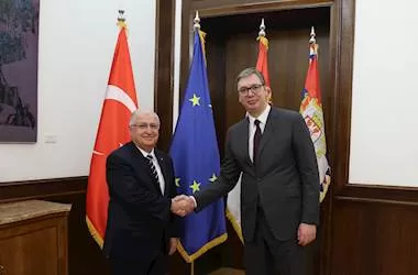 Bakan Güler, Sırbistan Cumhurbaşkanı Aleksandar Vucic ile bir araya geldi