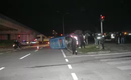 Biga’da meydana gelen kazada jandarma aracı devrildi