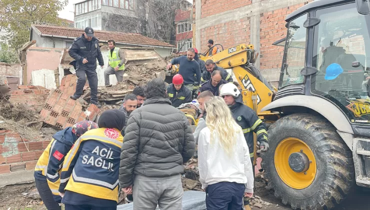 Metruk bina çöktü: Enkaz altında kalan 2 kişi yaralandı