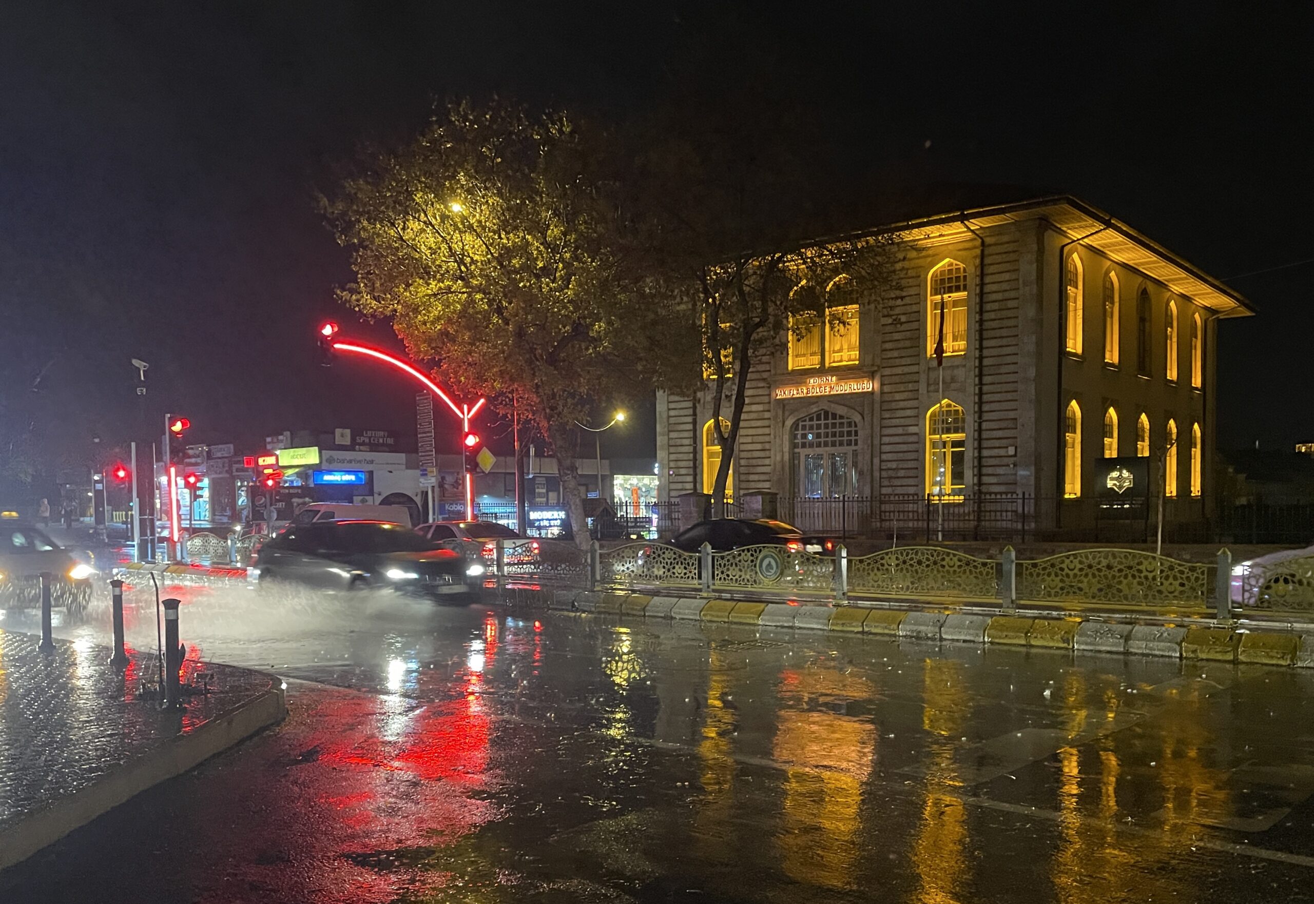 Edirne’de sağanak etkili oldu