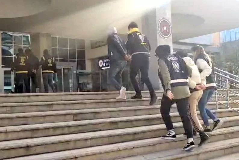 Yabancı uyruklu hırsızlardan 3’ü tutuklandı