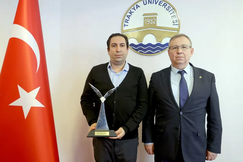 Prof. Dr. Servet Altay’a TÜBİTAK Teşvik Ödülü