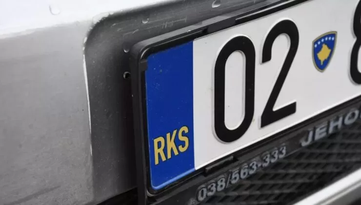 Sırbistan hükümeti, Kosova plakalı araçların serbest dolaşımını onayladı