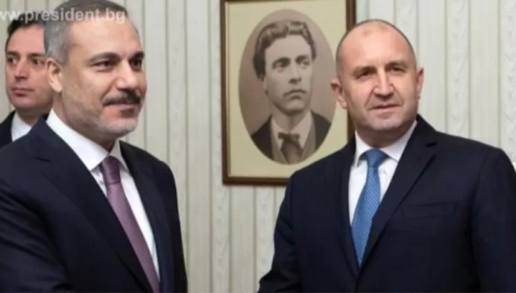 Bakan Fidan, Bulgaristan Cumhurbaşkanı Radev ve Başbakan Denkov tarafından kabul edildi
