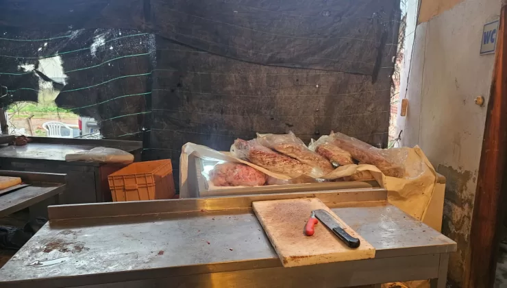 Bursa’da site otoparkında kaçak kesilmiş 1,5 ton et ele geçirildi
