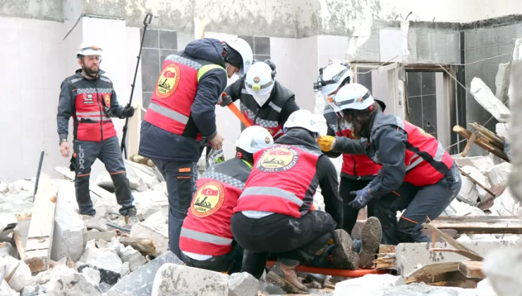 Kırklareli’nde olası Marmara depremine yönelik arama kurtarma tatbikatı gerçekleştirildi