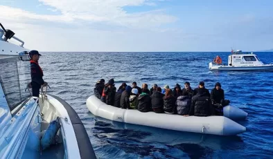 Çanakkale Ayvacık açıklarında 38 düzensiz göçmen kurtarıldı