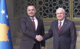 Milli Savunma Bakanı Güler, Kosovalı mevkidaşı Maqedonci ile görüştü