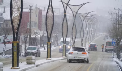 Edirne’nin bazı ilçelerinde kar nedeniyle eğitime yarın ara verildi