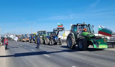 Bulgar çiftçilerin protestoları tüm ülkeyi bloke etti