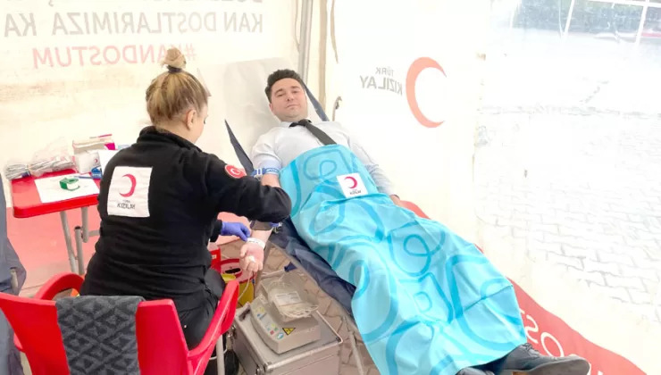 İl Göç İdaresi Müdürlüğü personeli kan bağışında bulundu