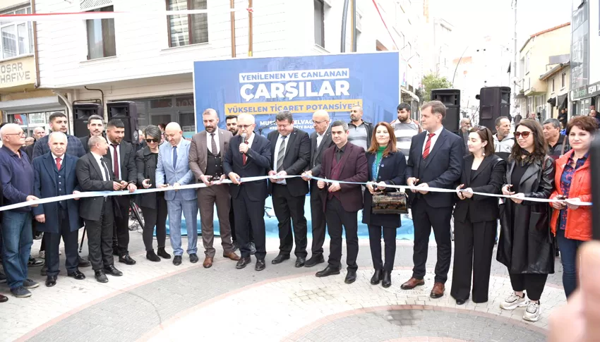 Yenilenen ve canlanan Nalbur Çarşı açıldı