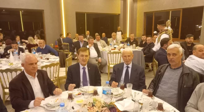 Ciravoğlu, AK Parti iftarında ortaya çıktı