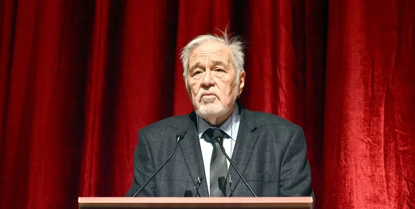 Prof. Dr. İlber Ortaylı hayatını kaybetti