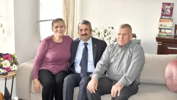 Edirne Valisi Sezer, şehit ailesini ziyaret etti