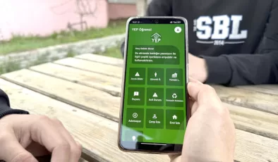 Liseliler geliştirdikleri mobil uygulamayla kağıt israfını engellemeyi amaçlıyor
