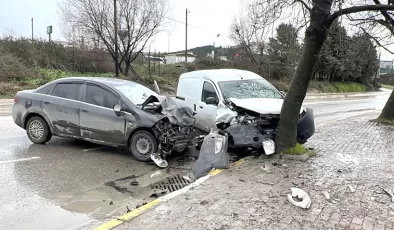 Kocaeli’deki trafik kazasında 3 kişi yaralandı