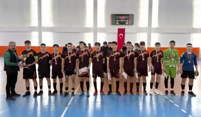Futsal il birincisi Edirne Lisesi oldu