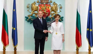 Büyükelçi Sekizkök’e Bulgaristan Üstün Hizmet Nişanı