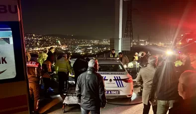 Kocaeli’de bariyere çarpan ekip otosundaki 2 polis yaralandı