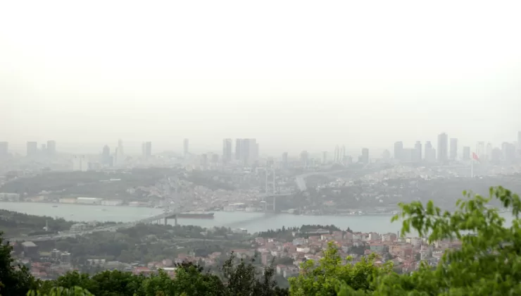 Çöl tozu İstanbul’da etkili oldu