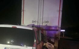 Tekirdağ’da kamyona çarpan otomobilin sürücüsü hayatını kaybetti