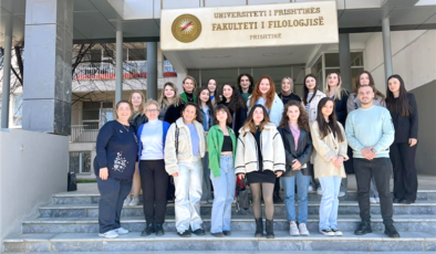 Arnavut ve Türk öğrenciler arasında dilsel ve kültürel iş birliği