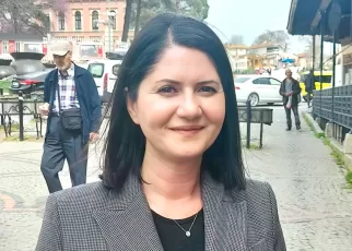Edirne’nin ilk kadın Belediye Başkanı Akın mazbatasını alacak