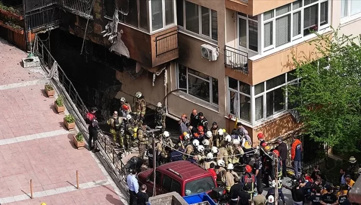 İstanbul’da eğlence merkezi tadilatında çıkan yangında 29 kişi hayatını kaybetti