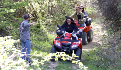 Ganos Dağı eteklerinde ATV turlarına katılanlar, tatilde doğayla iç içe vakit geçirdi
