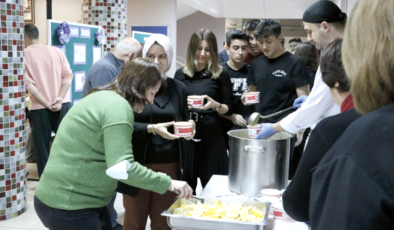 Tekirdağ’daki 13 okulda, ‘çorba ve meyve günü’ etkinliği