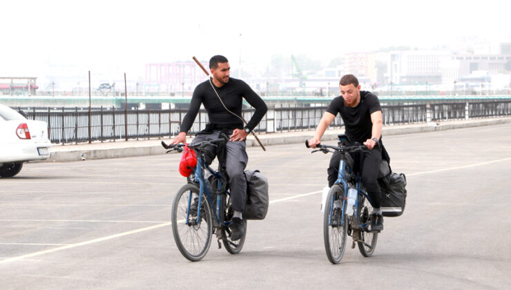 Hacca gitmek için Fransa’dan bisikletle yola çıkan iki kişi Tekirdağ’a geldi