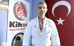 Karatede Türkiye şampiyonu okul müdürü, Balkan şampiyonluğunu hedefliyor