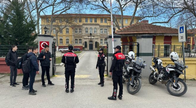 Edirne’de okul çevrelerinde polis denetimi