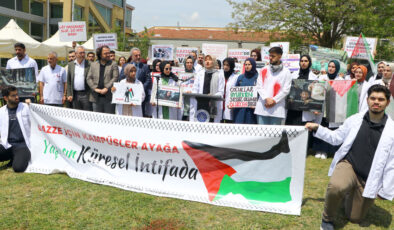Tekirdağ’da tıp öğrencileri ve doktorlar İsrail’in Gazze’ye saldırılarını protesto etti